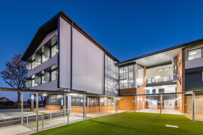 Harristown State High School - FKG